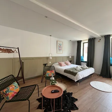 Romantique Avec Baignoire Balneotherapie Duo Proche De Colmar Et Kaysersberg Pour 2 Personnes דירה לפוטרואה