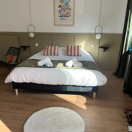 Romantique Avec Baignoire Balneotherapie Duo Proche De Colmar Et Kaysersberg Pour 2 Personnes דירה *